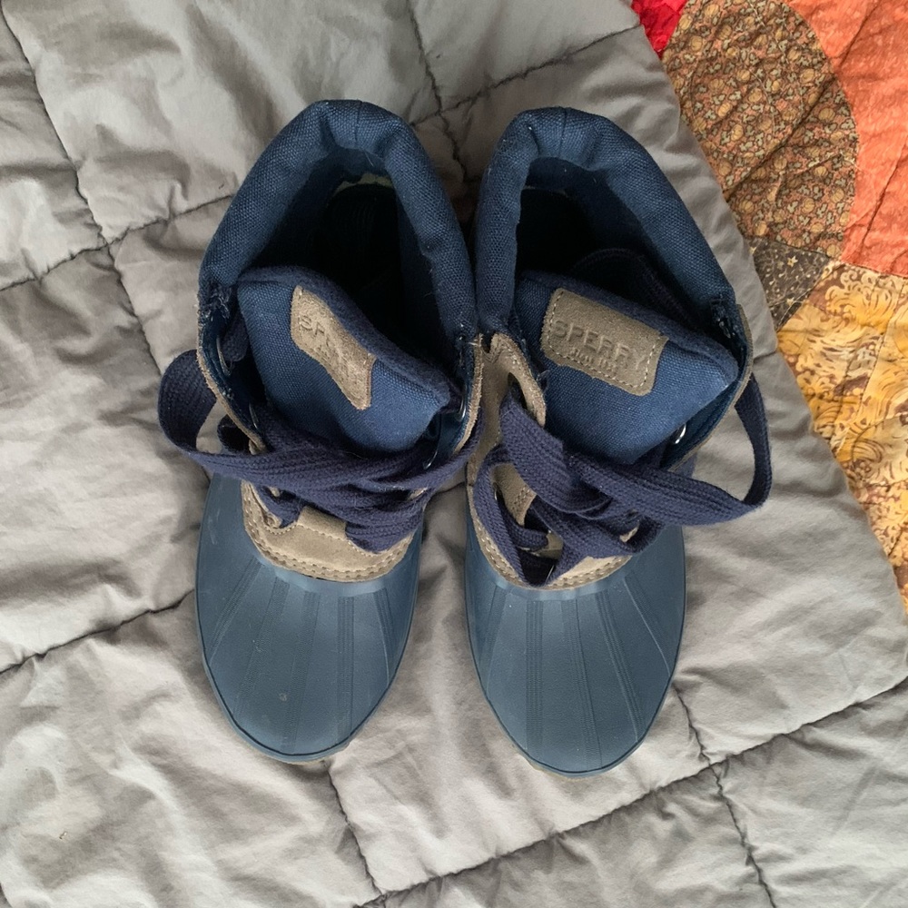 Women’s size 7.5 Breakwater Rain Boots